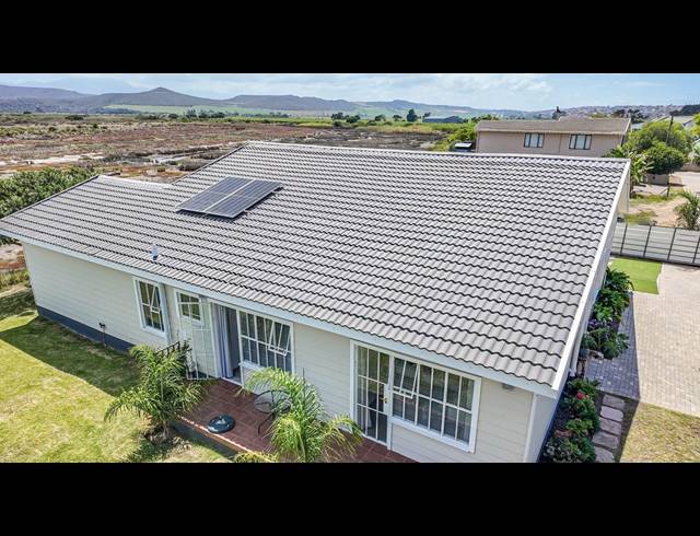 3 BEDROOM HOUSE FOR SALE IN RIVERSIDE